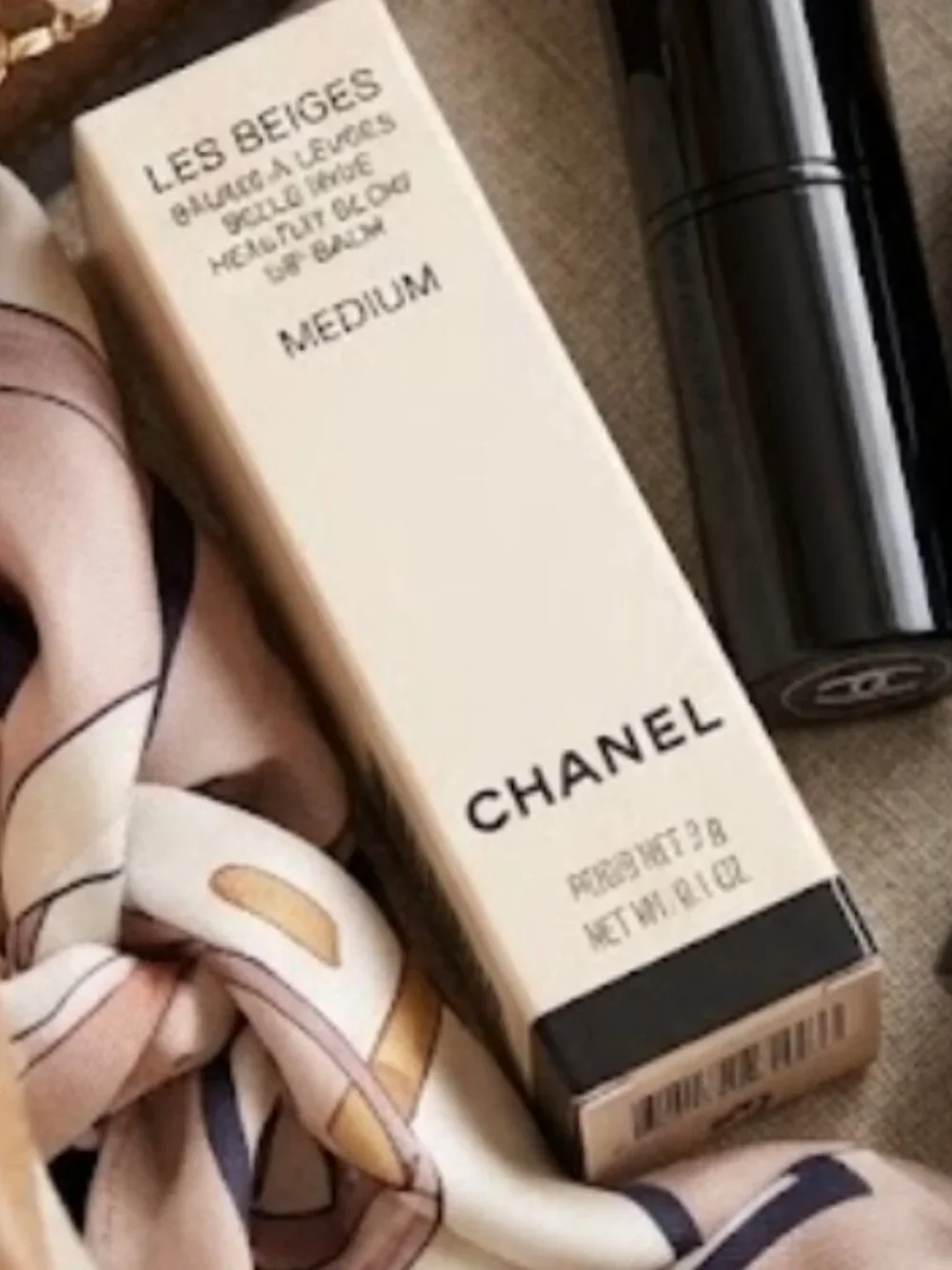 CHANEL description les